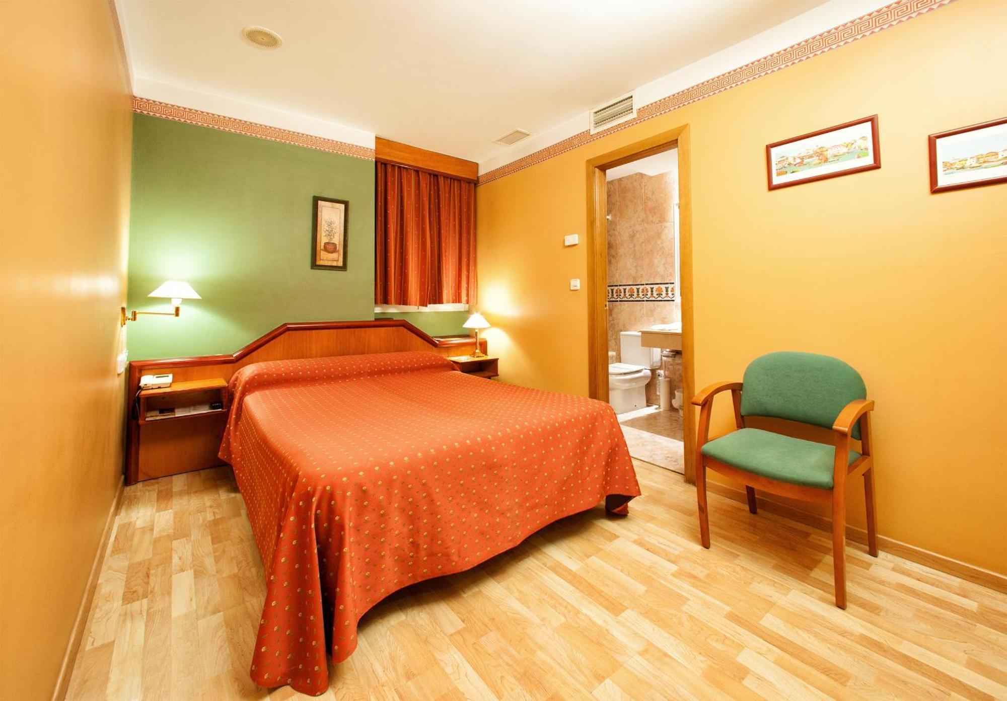 Hotel Torrepalma Алкала ла Реал Стая снимка
