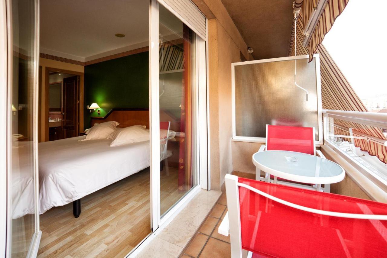 Hotel Torrepalma Алкала ла Реал Екстериор снимка