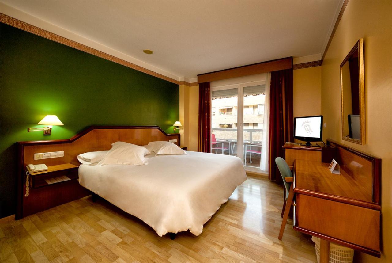 Hotel Torrepalma Алкала ла Реал Екстериор снимка