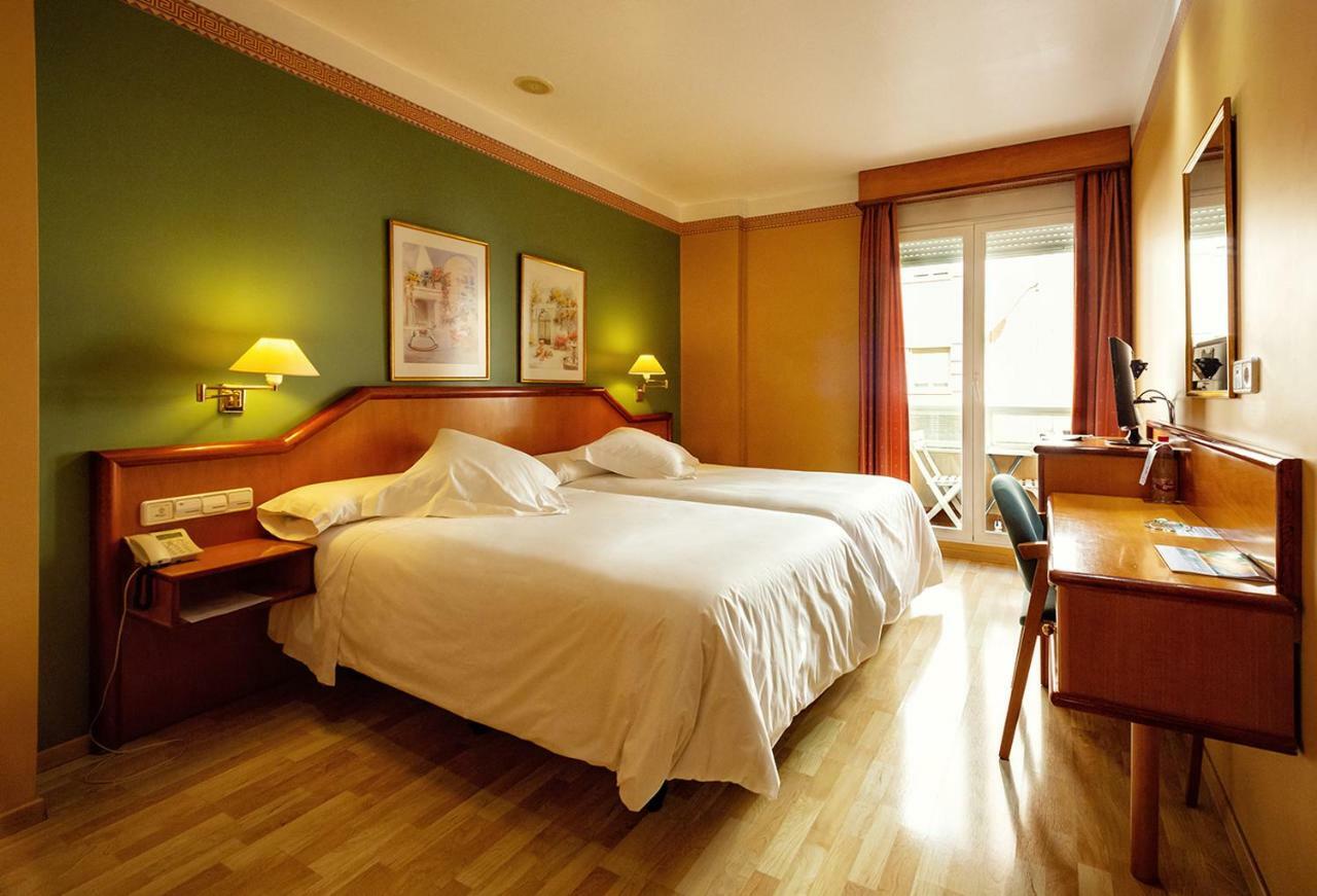 Hotel Torrepalma Алкала ла Реал Екстериор снимка