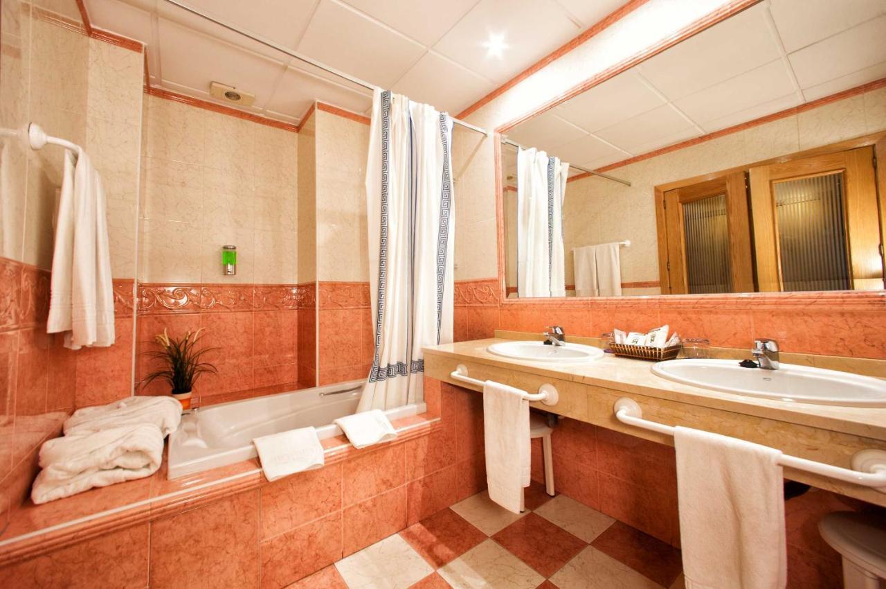 Hotel Torrepalma Алкала ла Реал Стая снимка